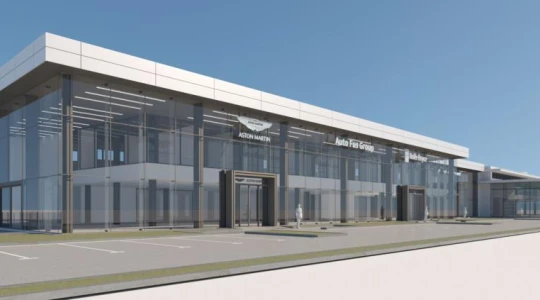 Kiedyś McDonald's, teraz luksusowe auta. W Warszawie powstaje ogromny hub dla Rolls-Royce'a, McLarena i Astona Martina